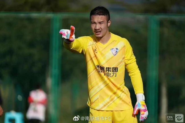 影片开拍前，导演梁乐民和安乐电影公司特别请来歌、演、舞界三位佼佼者担任导师，对王丹妮的表演、声乐及舞蹈进行特训
